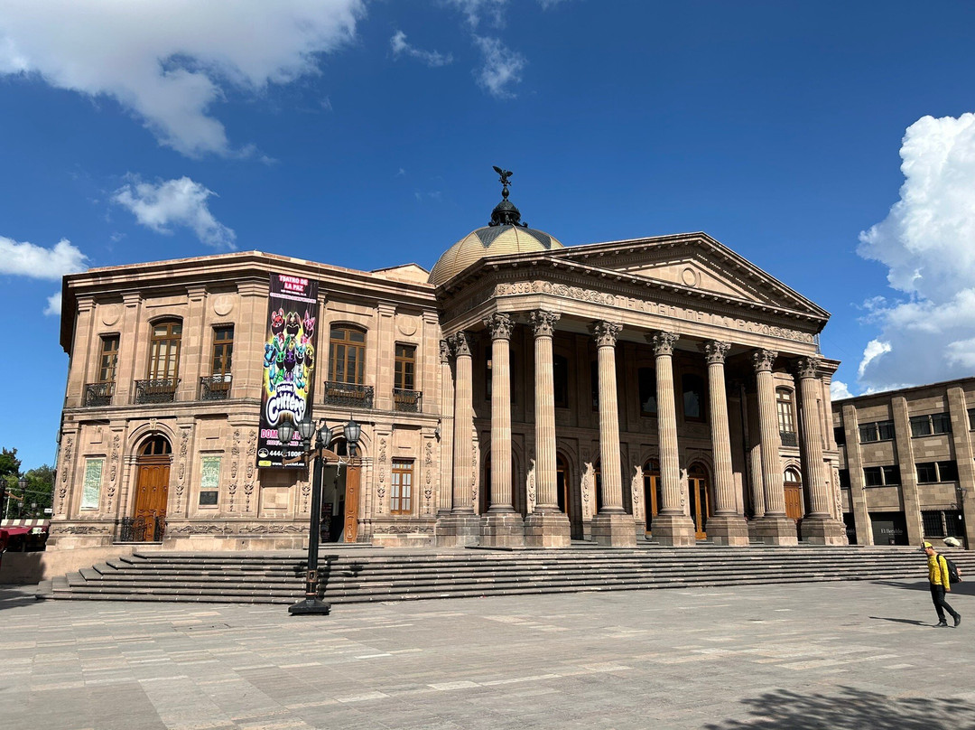 Plaza del Carmen景点图片