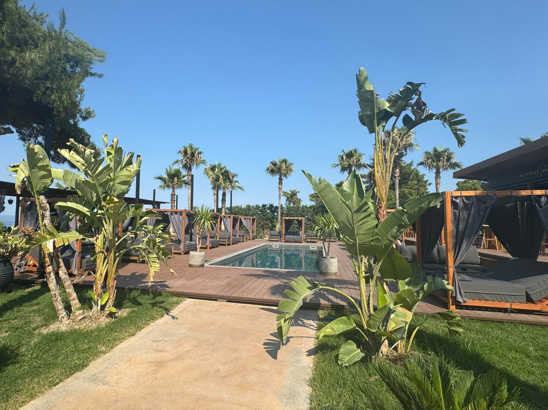 Achinos Beach Bar & Restaurant