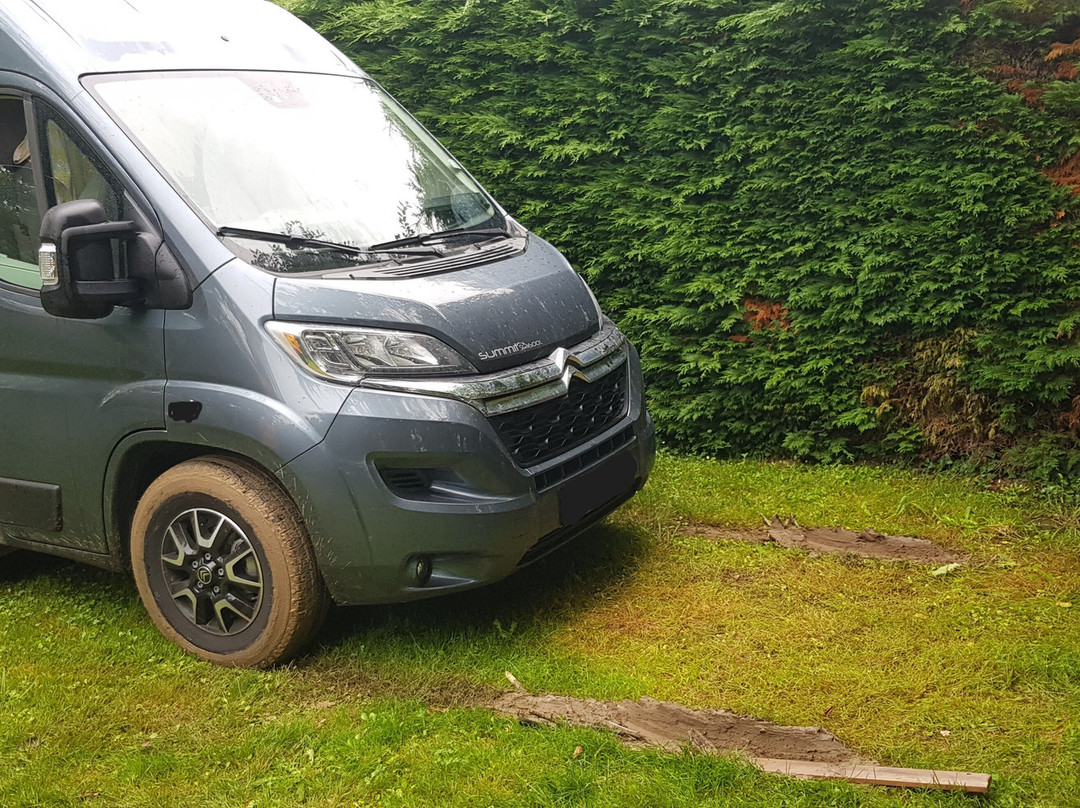 Camping municipal Lac de Damazan