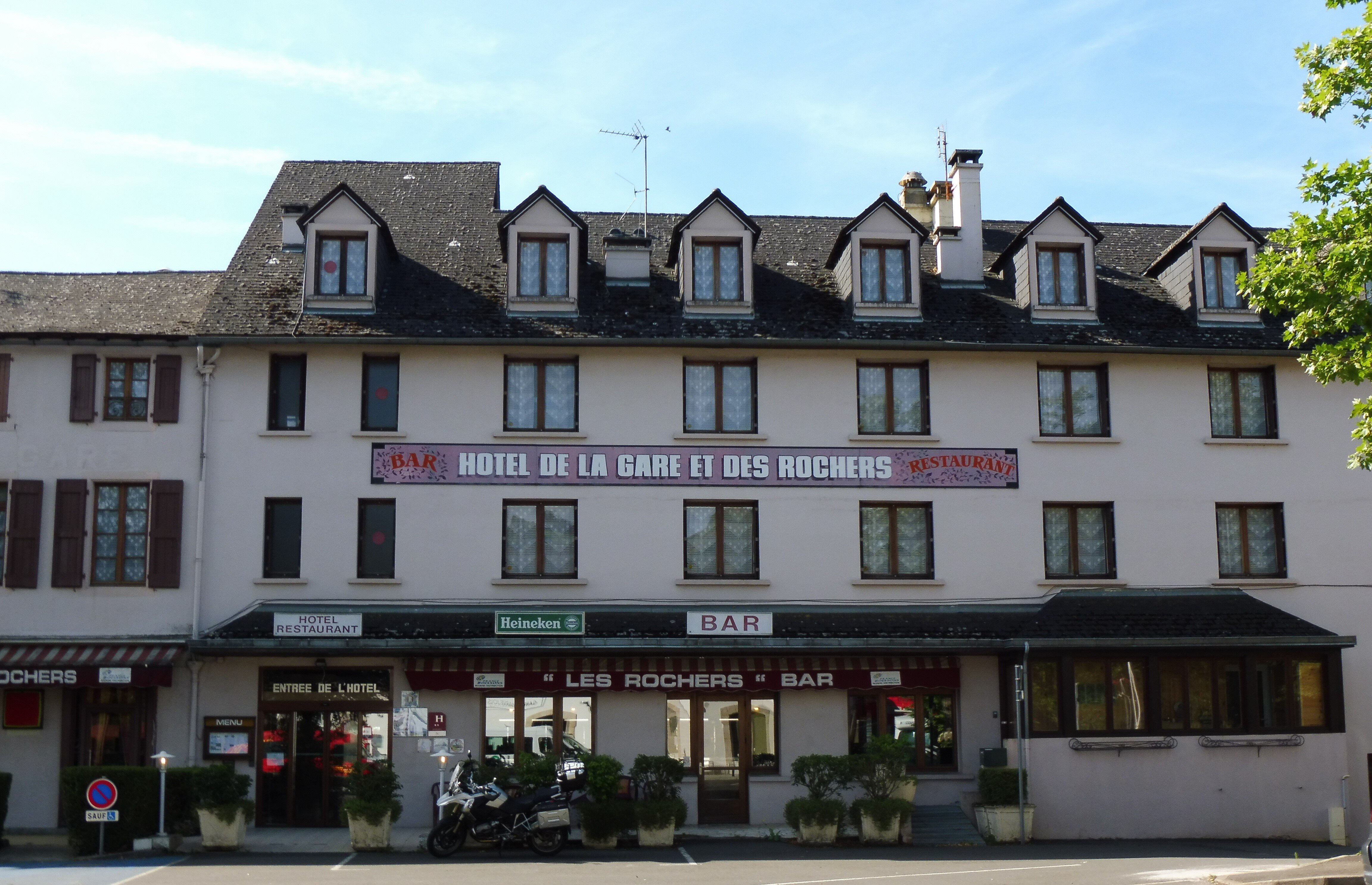 Hotel des Rochers-官方