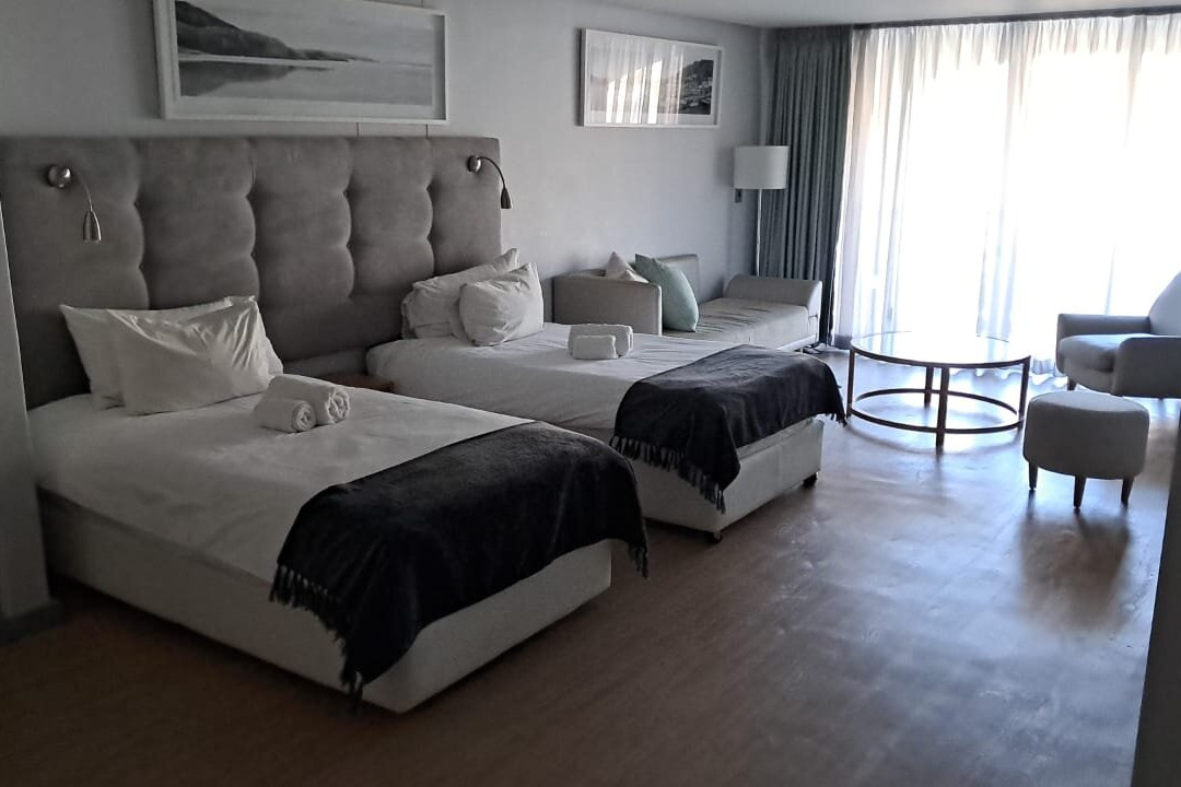 Krystal Beach Hotel主图