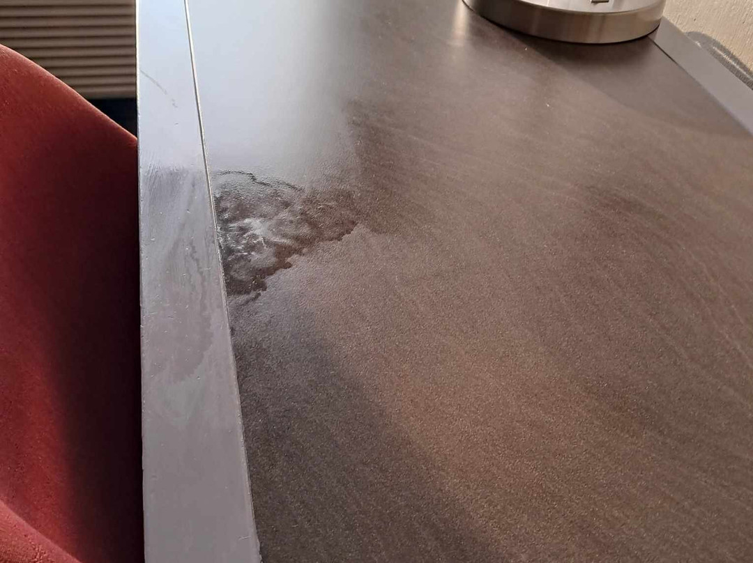 波登敦希尔顿恒庭酒店主图