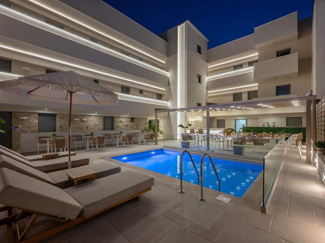 Sandy Seaside Suites