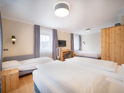 祖尔珀斯特绿色环保酒店主图