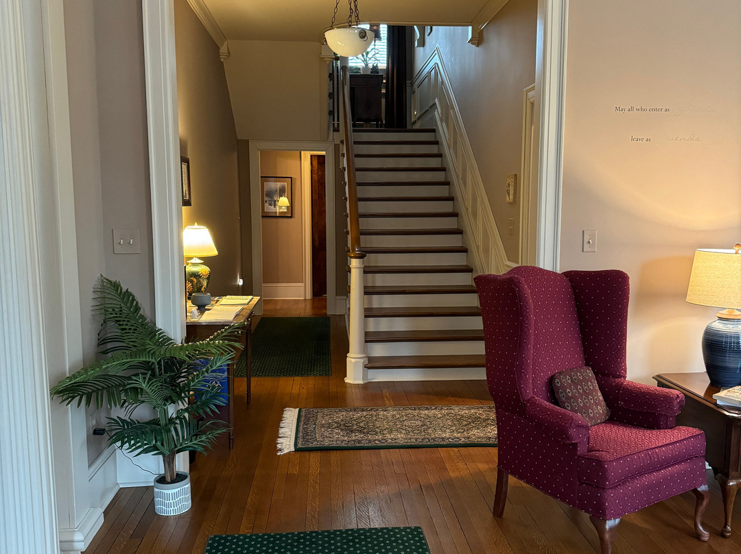 Collins House Bed and Breakfast主图