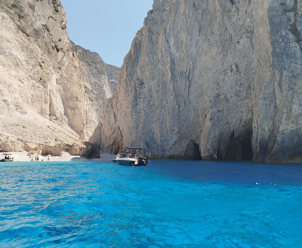 Mizithres-利姆尼科利必去景点