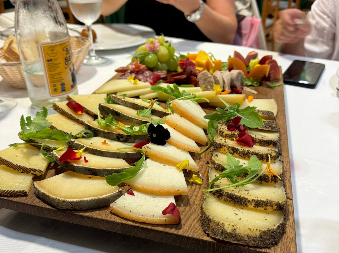 Hotel Restaurante Novella主图