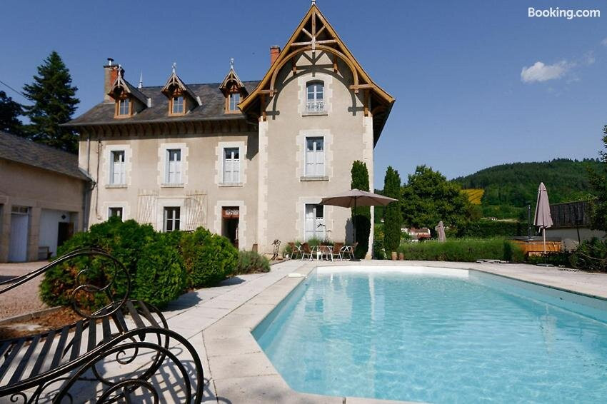 Château d’Arfeuilles主图