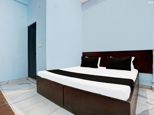 Spot On New Diamond Guest House