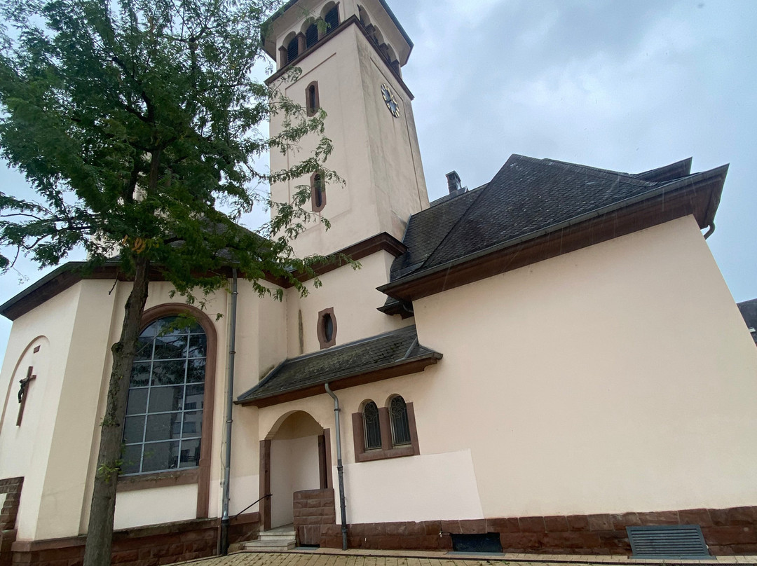 Kirche Saint-Martin-Mertert必去景点