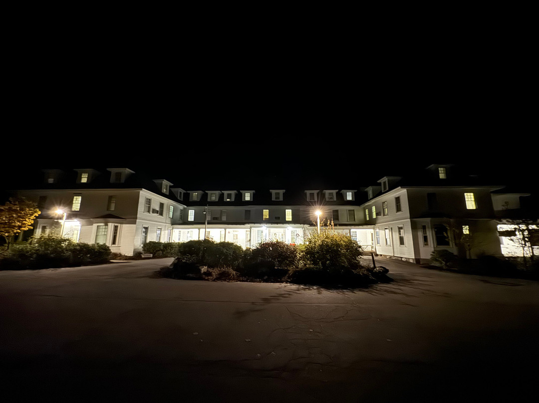 Omni Bretton Arms Inn At Mount Washington主图