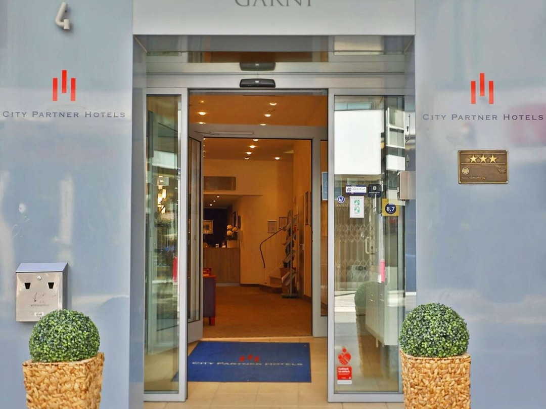 伍珀塔尔酒店住宿-武珀塔尔中央酒店