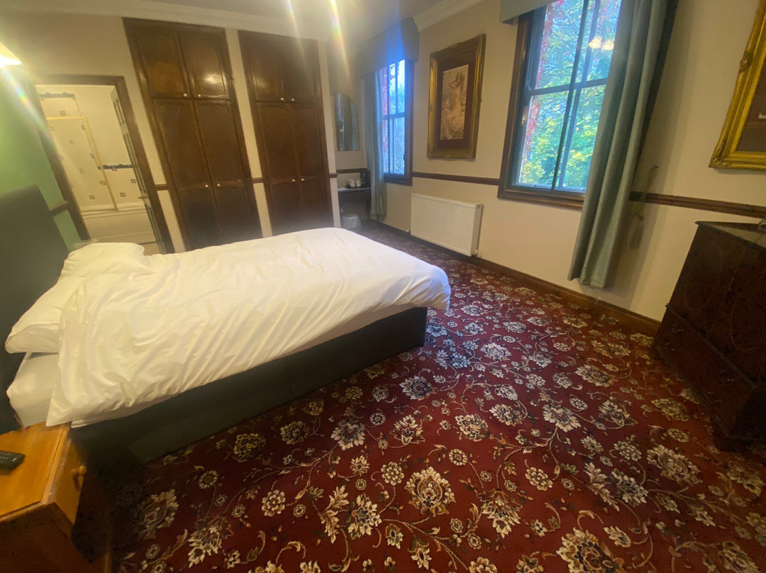 Lyndon House Hotel主图