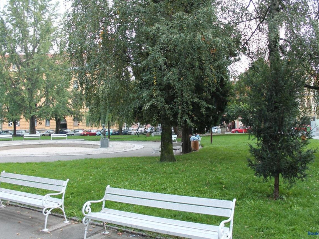 Kamnica酒店住宿-Anna House