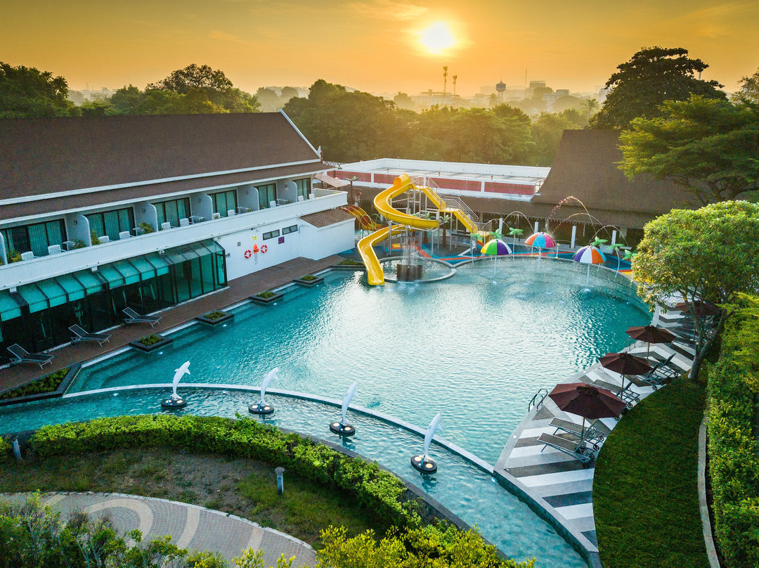 Bangsaen Heritage Hotel主图