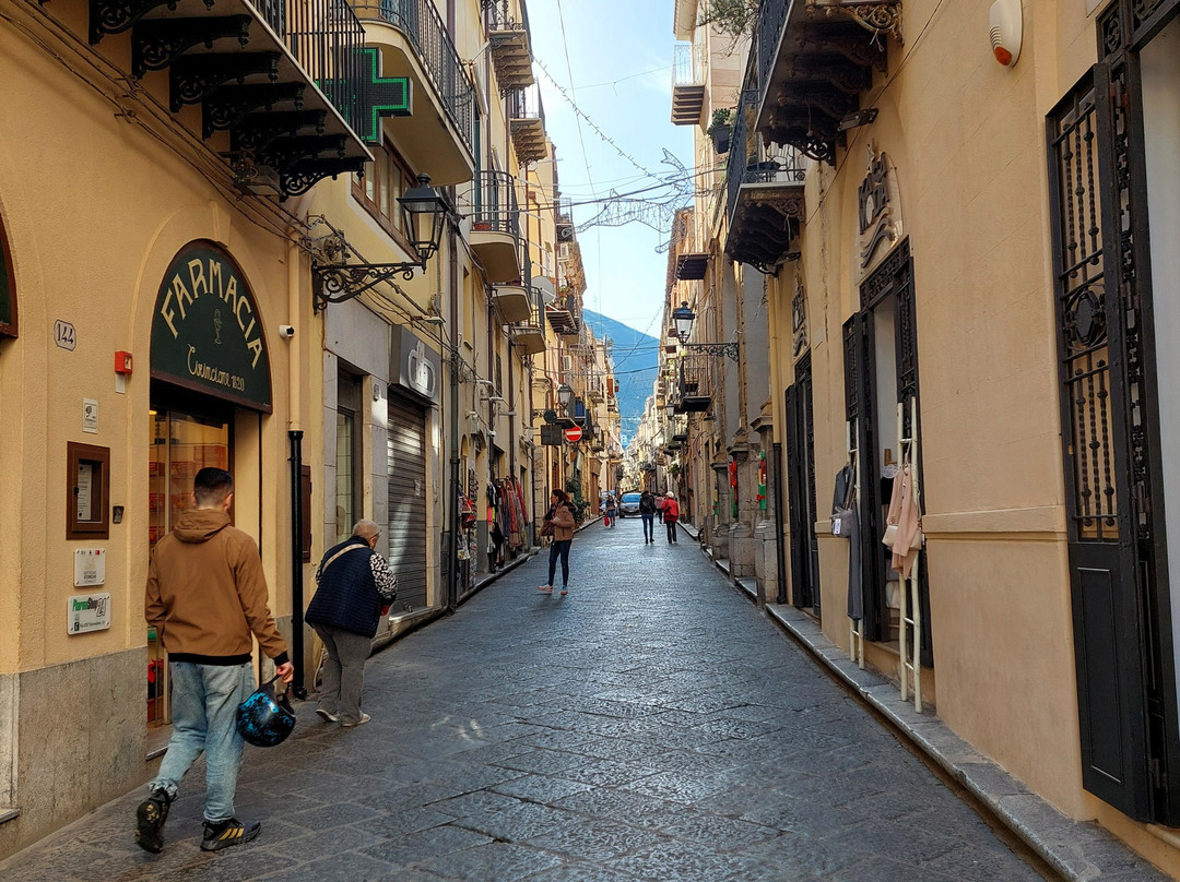 Corso Ruggero-切法卢必去景点
