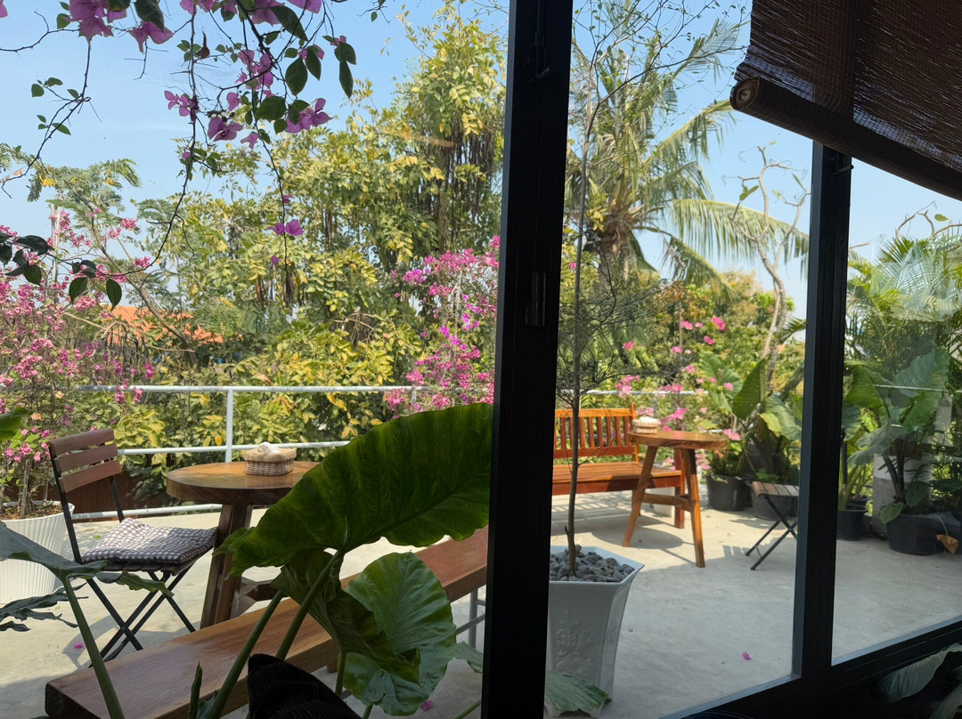 Romcheik 5 Art Space & Café-马德望必去景点