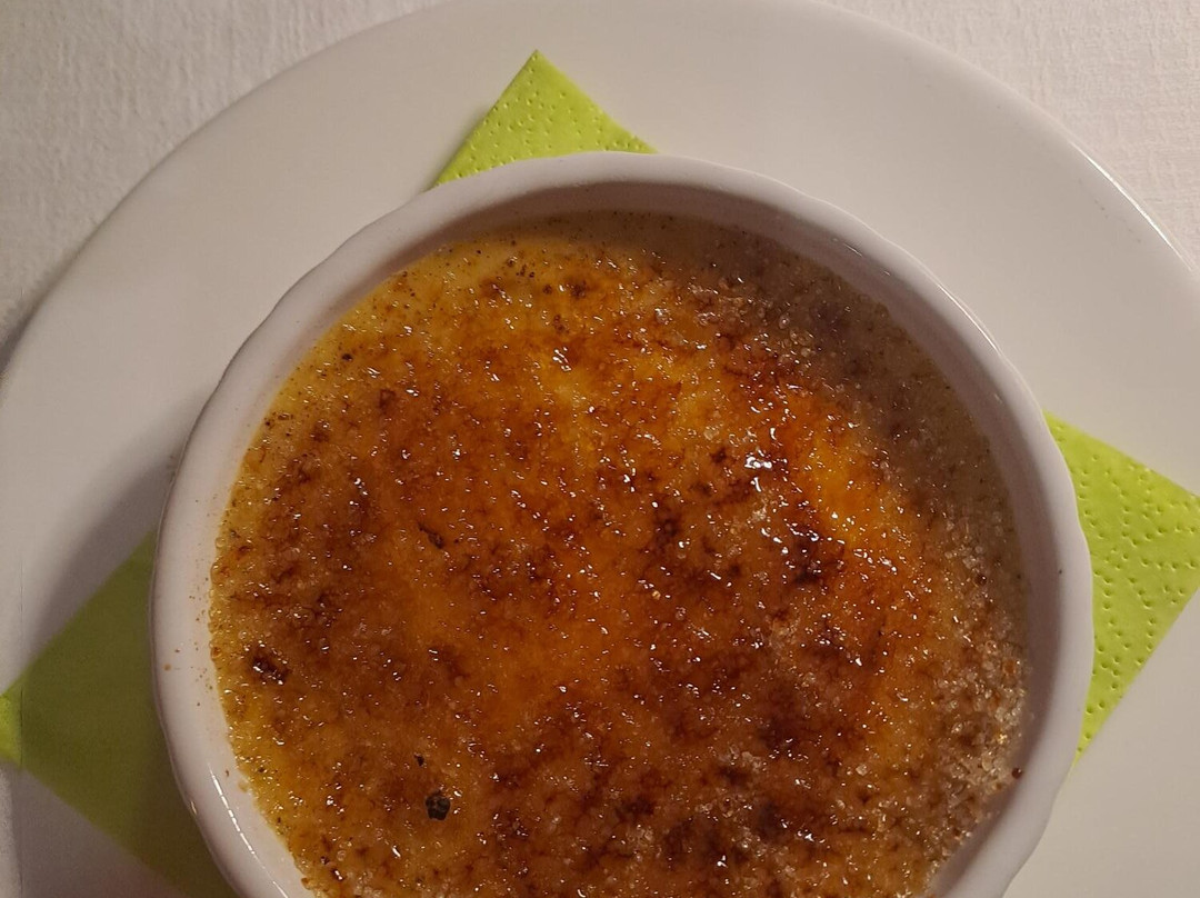 拜伦酒店主图