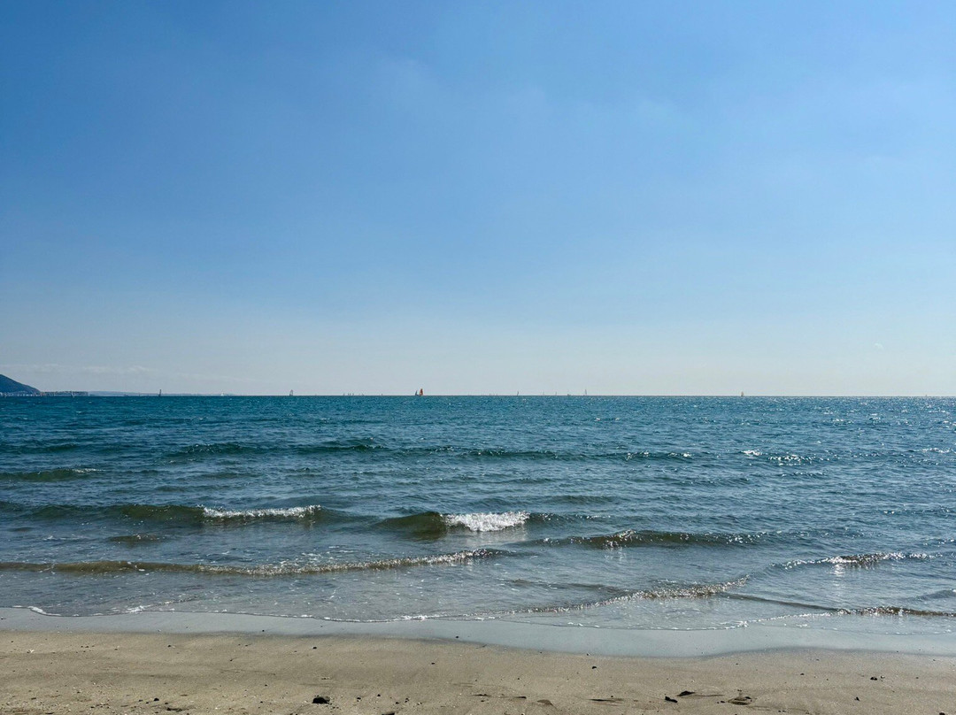 Yuigahama Beach景点图片