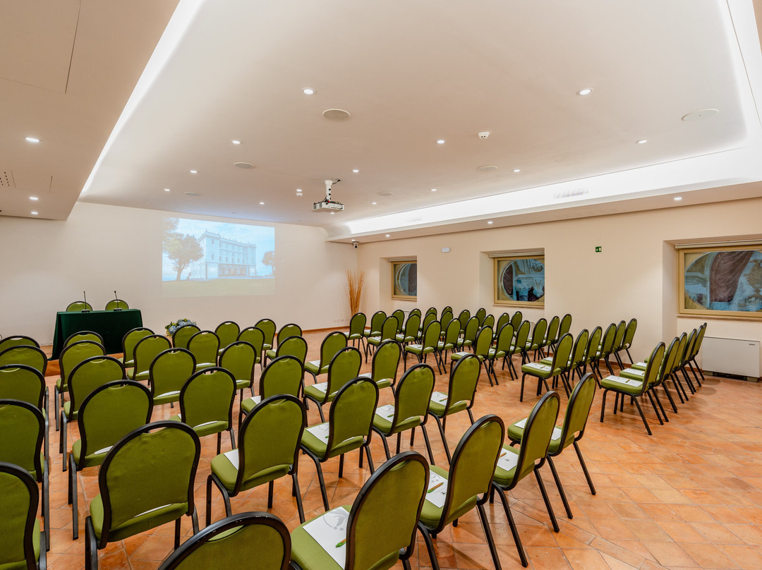 格拉齐奥利别墅公园酒店主图