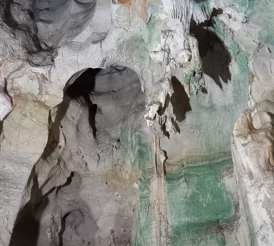 Prehistoric Cave Cueva de las Calaveras-Benidoleig必去景点
