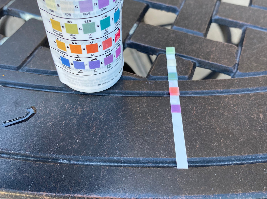 亨德森凯富套房酒店主图