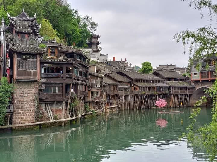 China Toruk Tour-张家界市必去景点