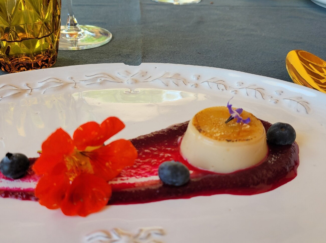 Bodega Dos Buhos-圣米格尔护城必去景点