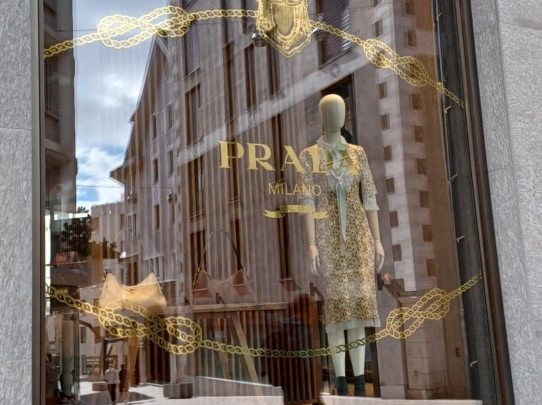 Prada-圣莫里茨必去景点