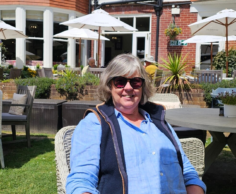 富勒白鹿酒店主图