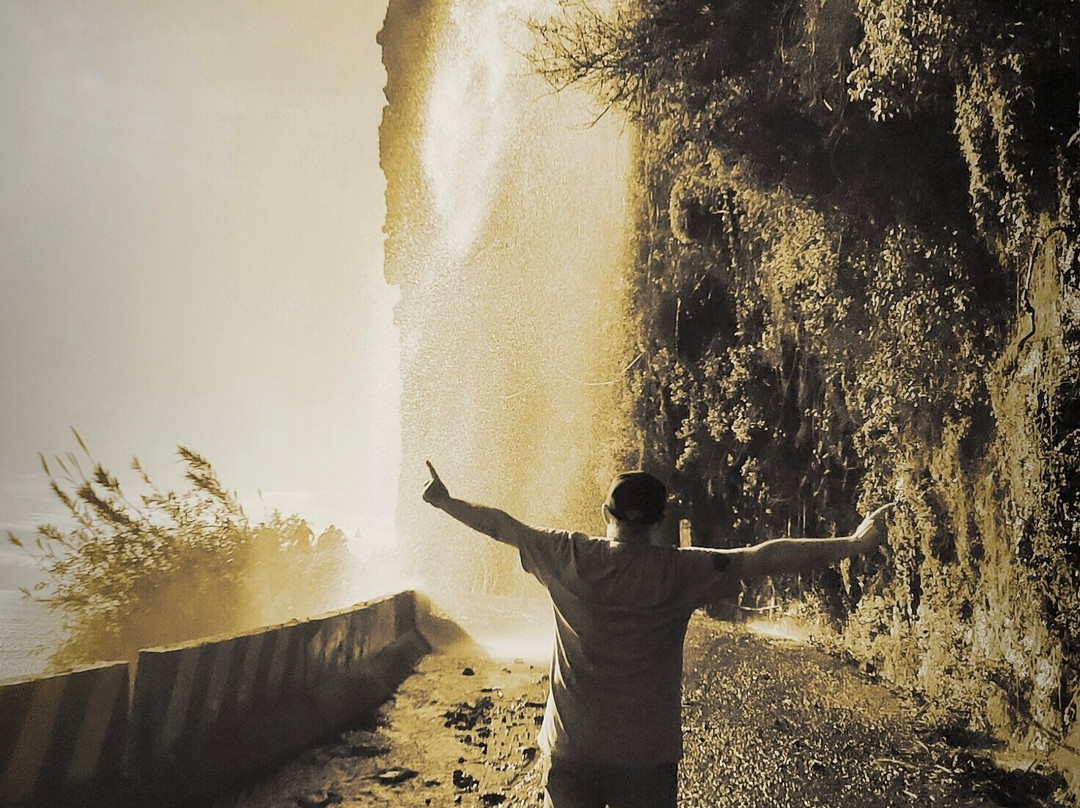 Cascata dos Anjos-Ponta Do Sol必去景点