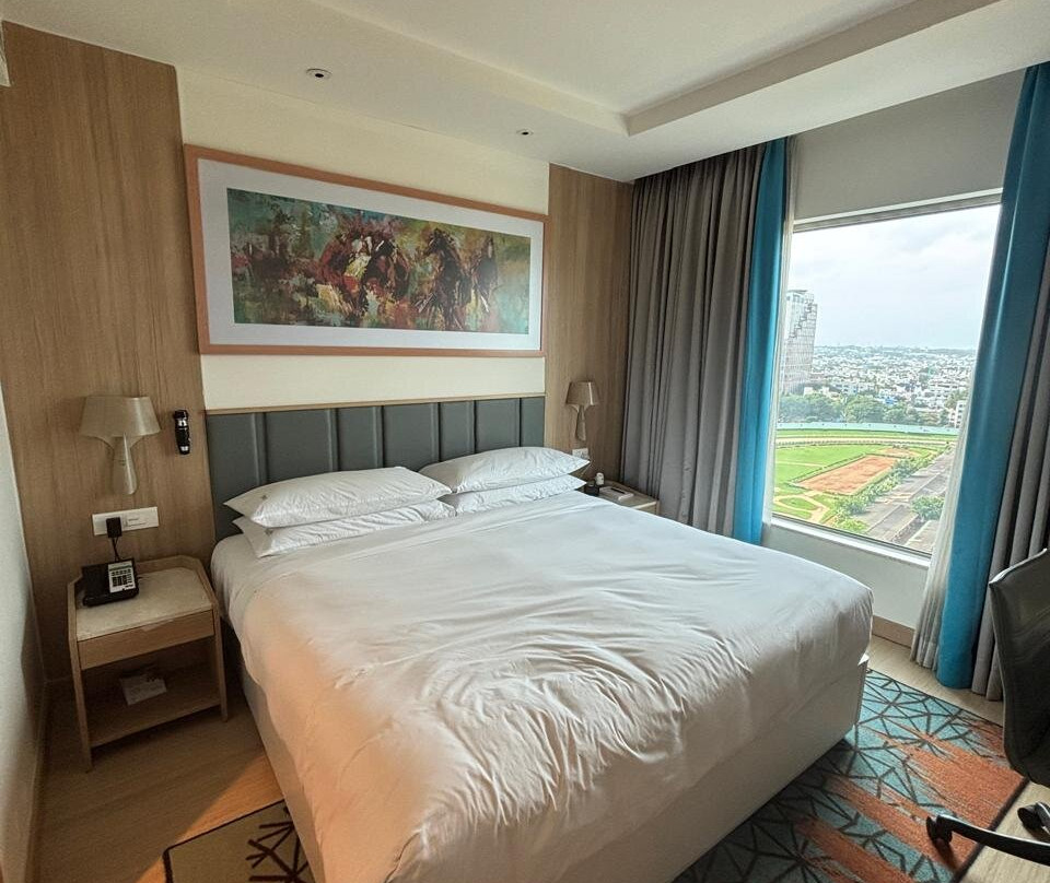 Holiday Inn Bengaluru Racecourse by IHG主图