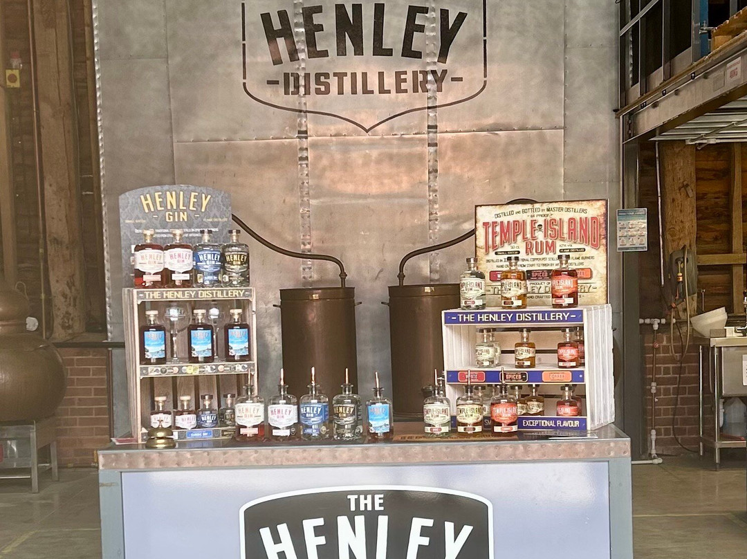The Henley Distillery Gin Experience景点图片