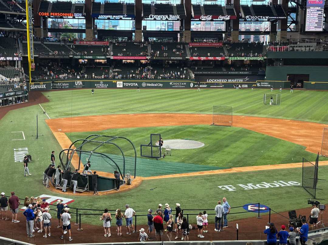 Globe Life Field-阿灵顿必去景点