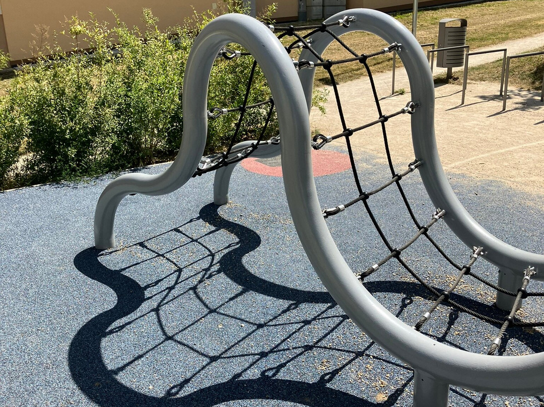 Städtischer Kinderspielplatz Michalska-Hlohovec必去景点