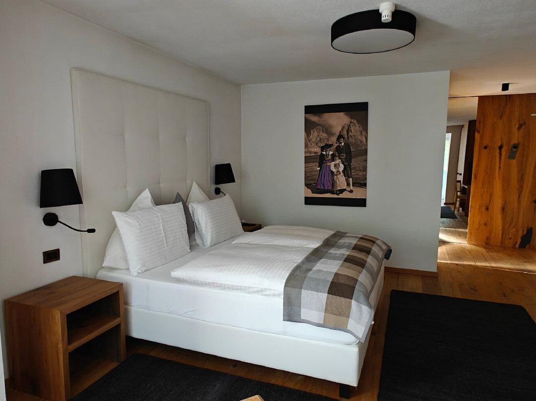Hotel Conturines In Alta Badia主图