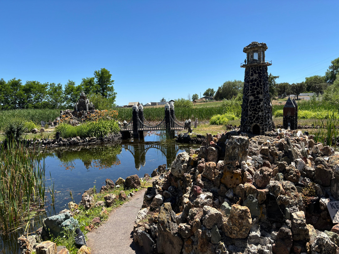 Petersen Rock Garden and Museum-雷德蒙德必去景点