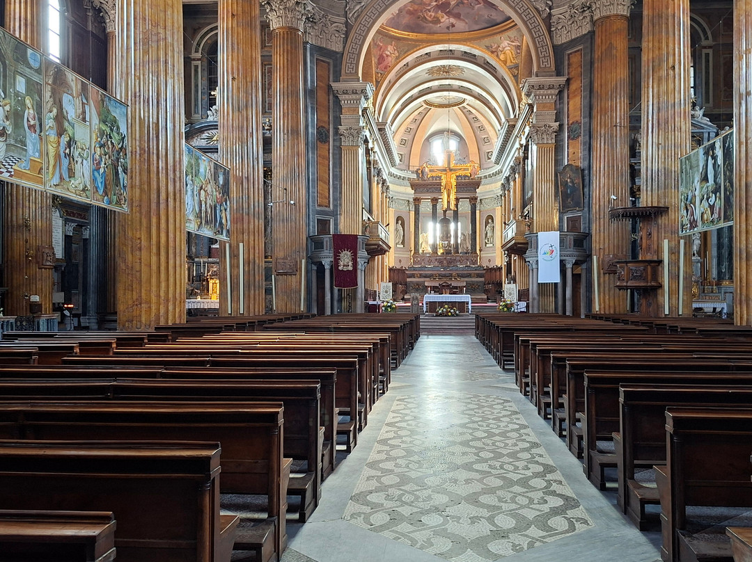 Cattedrale di Santa Maria Assunta-诺瓦拉必去景点
