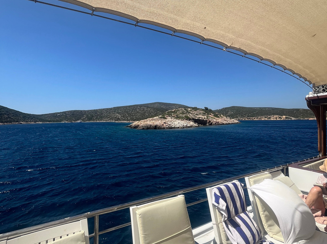 Lady Bente-切什梅必去景点