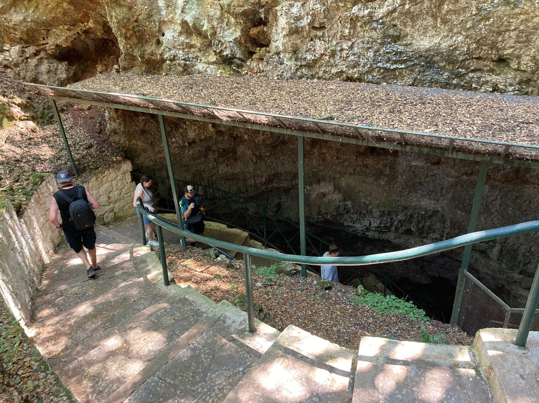 Drogarati Cave-Chaliotata必去景点