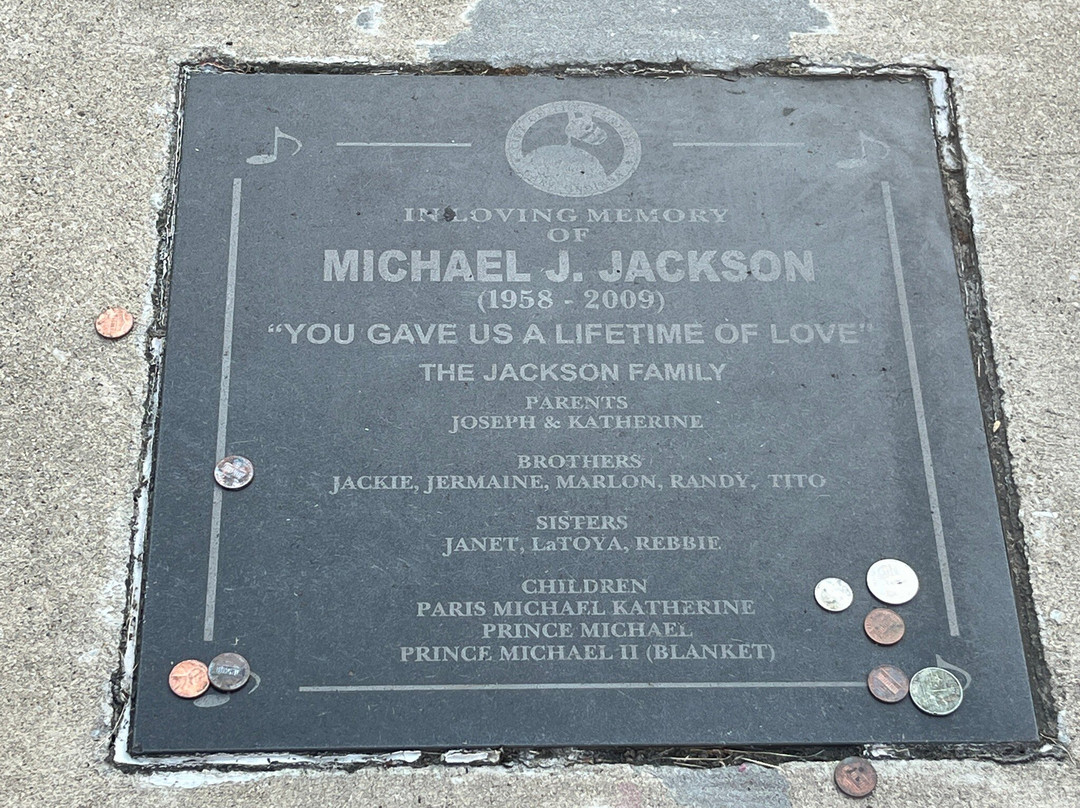 Michael Jackson Family Home-盖里必去景点