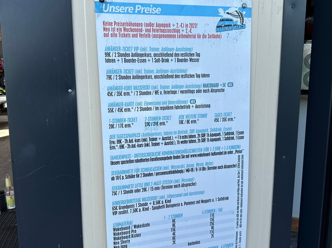 Wake and Beach-Weisswasser必去景点