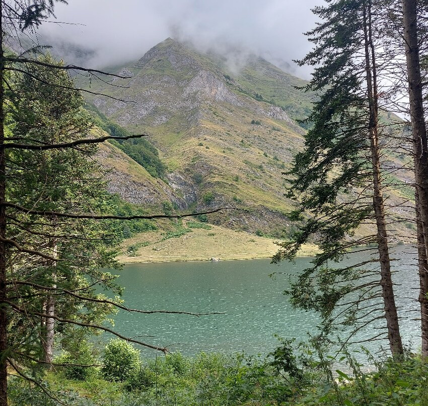 Lac D'Estaing-Estaing必去景点