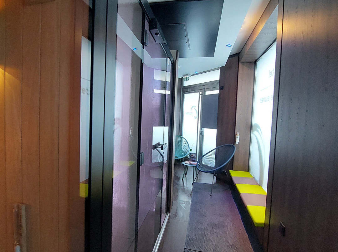 Hôtel De La Paix主图