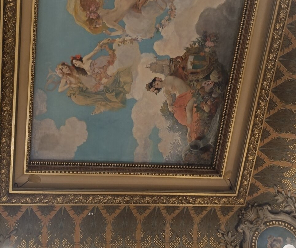 Hôtel Pams-佩皮尼昂必去景点