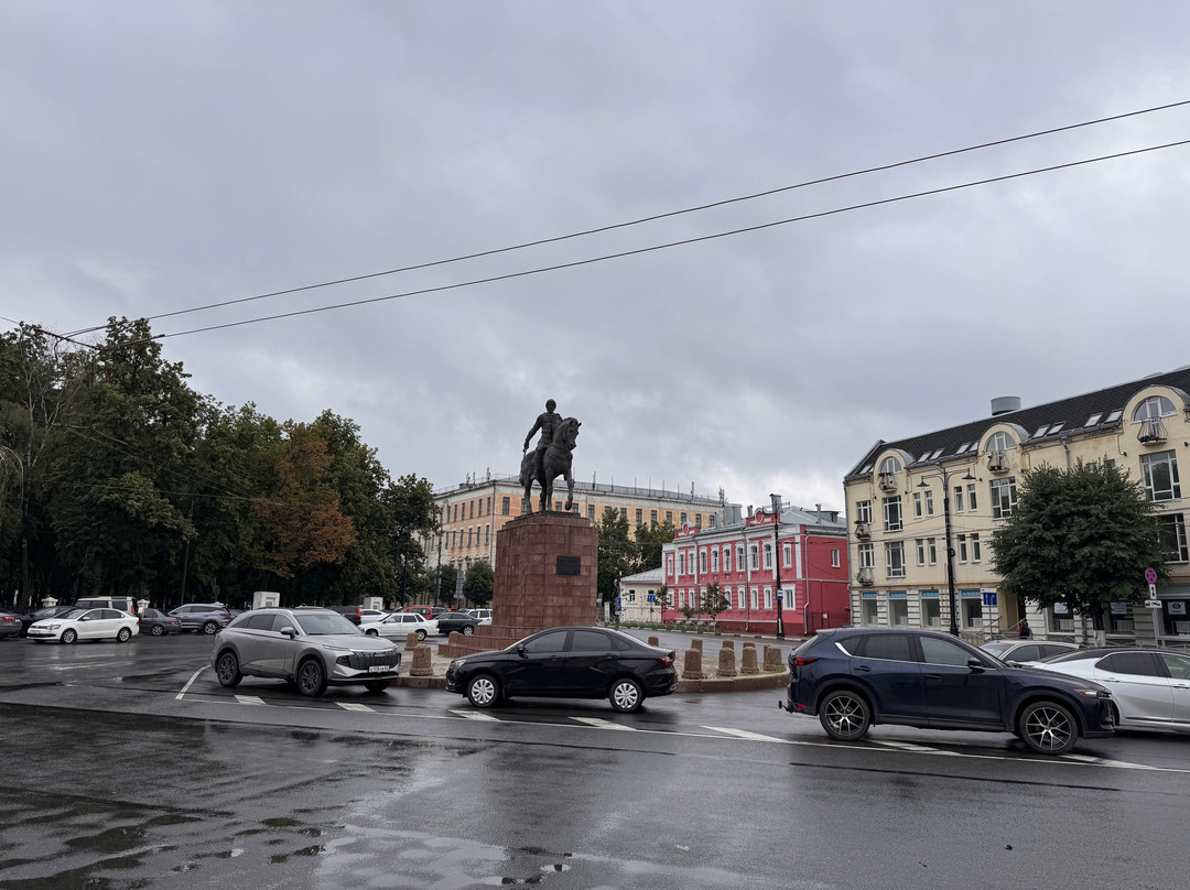 Monument to the Prince Oleg Ryazanskiy-Ryazan必去景点