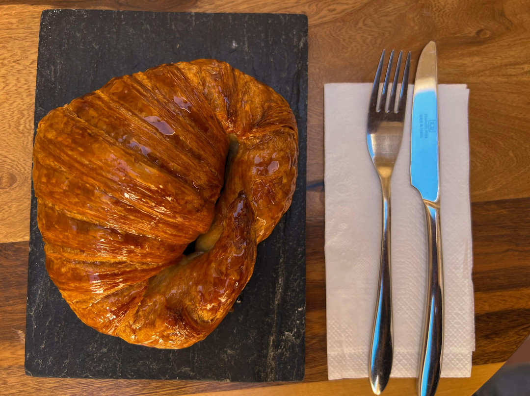 Mandala Cakes - The Gula House