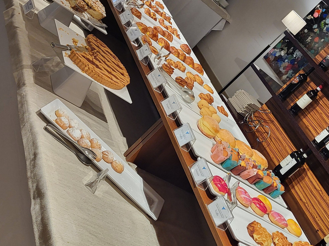 维吉里欧大酒店主图