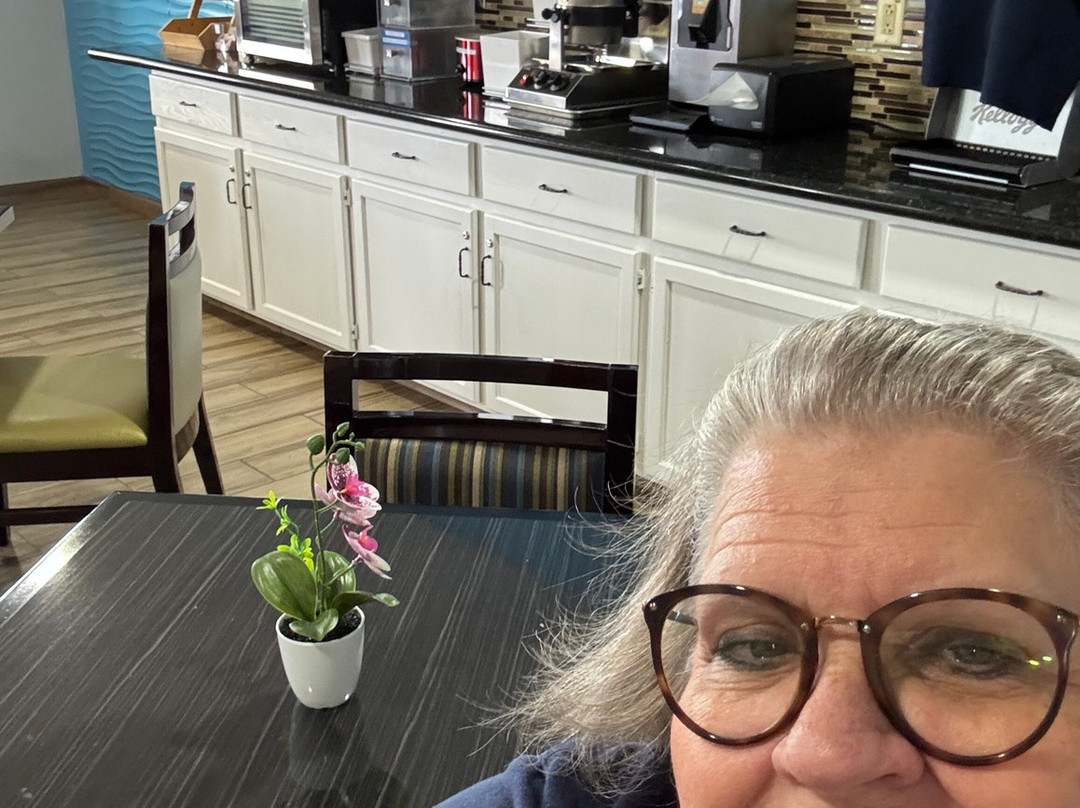 Express Inn Parsons主图