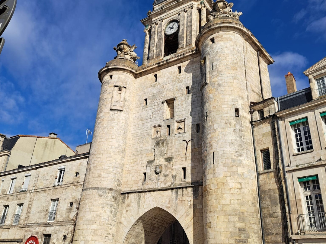 Porte de la Grosse-Horloge-拉罗谢尔必去景点